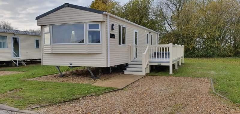 Ksr Hot Tub Holiday Home At Tattershall Lakes Habitación foto